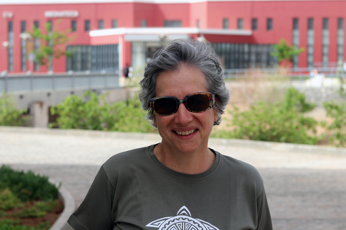 Renata-Araújo.jpg