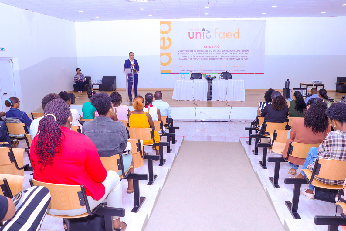 Uni-CV-e-UNESCO-promovem-conferência-internacional-sobre-Educação-e-Desenvolvimento-Sustentável.jpg