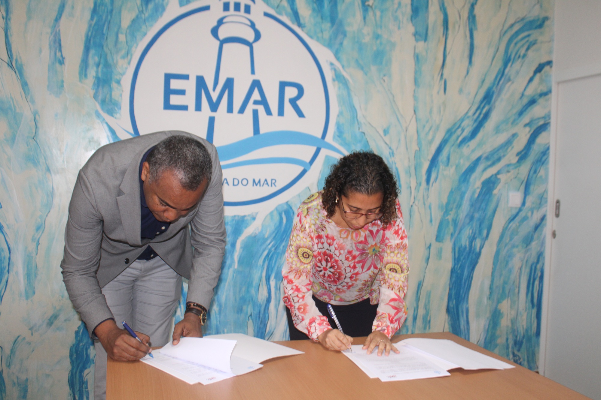 Uni CV EMAR2