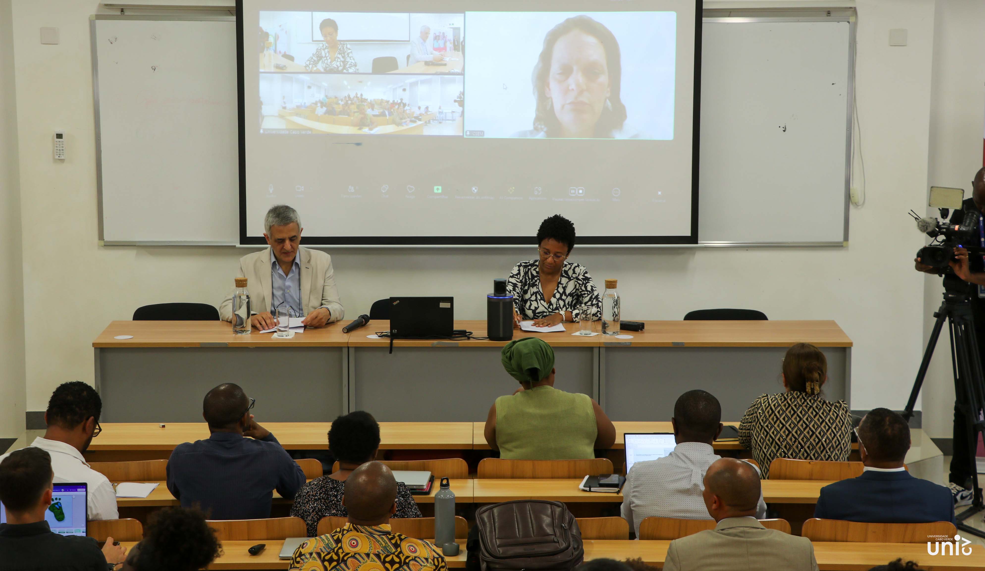 Uni-CV_promove_sustentabilidade_na_I_Conferência_Lusófona_sobre_Empreendedorismo_em_Economia_Azul_e_Verde.jpg