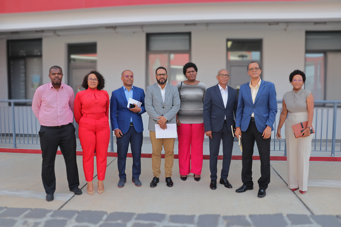 visita_grupo_Parlamentar_PAICV.png